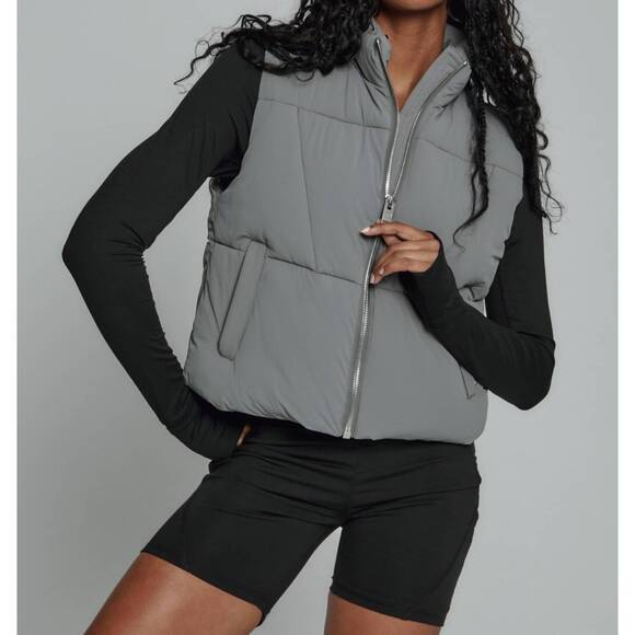 NEW 7DIAMONDS chelsea vest in sage